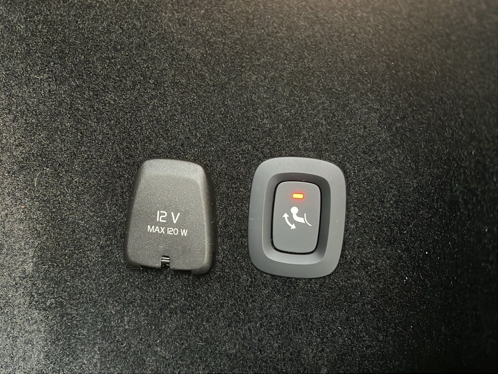 Volvo V60 Kombi T8 Twin Engine Ultimate Dark Recharge