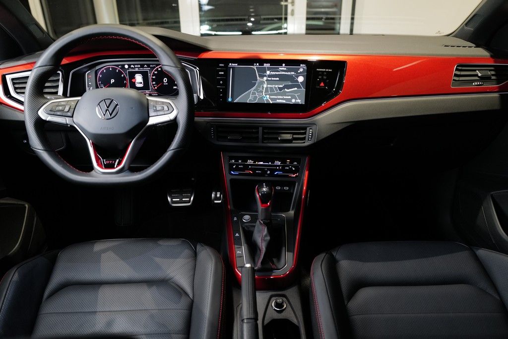 Volkswagen Polo VI 2.0TSI GTI Leder RKam DiscoverPro Keyles