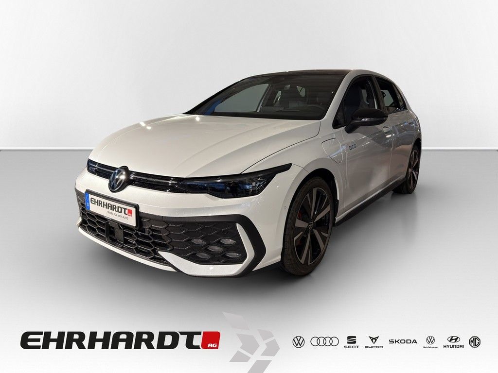 Volkswagen Golf VIII 1.5 eHybrid DSG GTE BLACK STYLE*AHK*PA