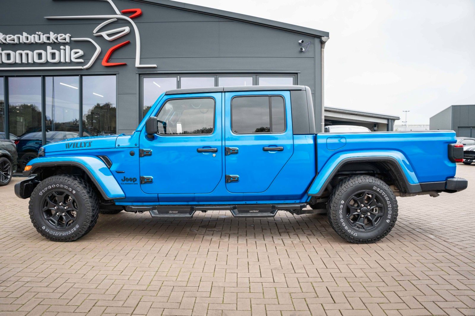 Jeep Gladiator Willys 3.6 V6 285 PS | 4x4 Crew Cab