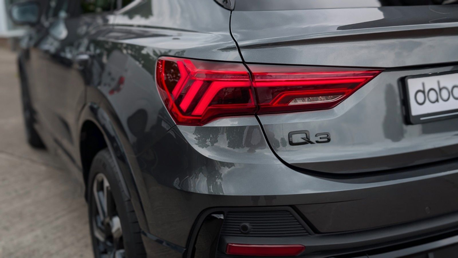 Audi Q3 Sportback 40 TDI quattro S line - Samsaru's Car Outlet