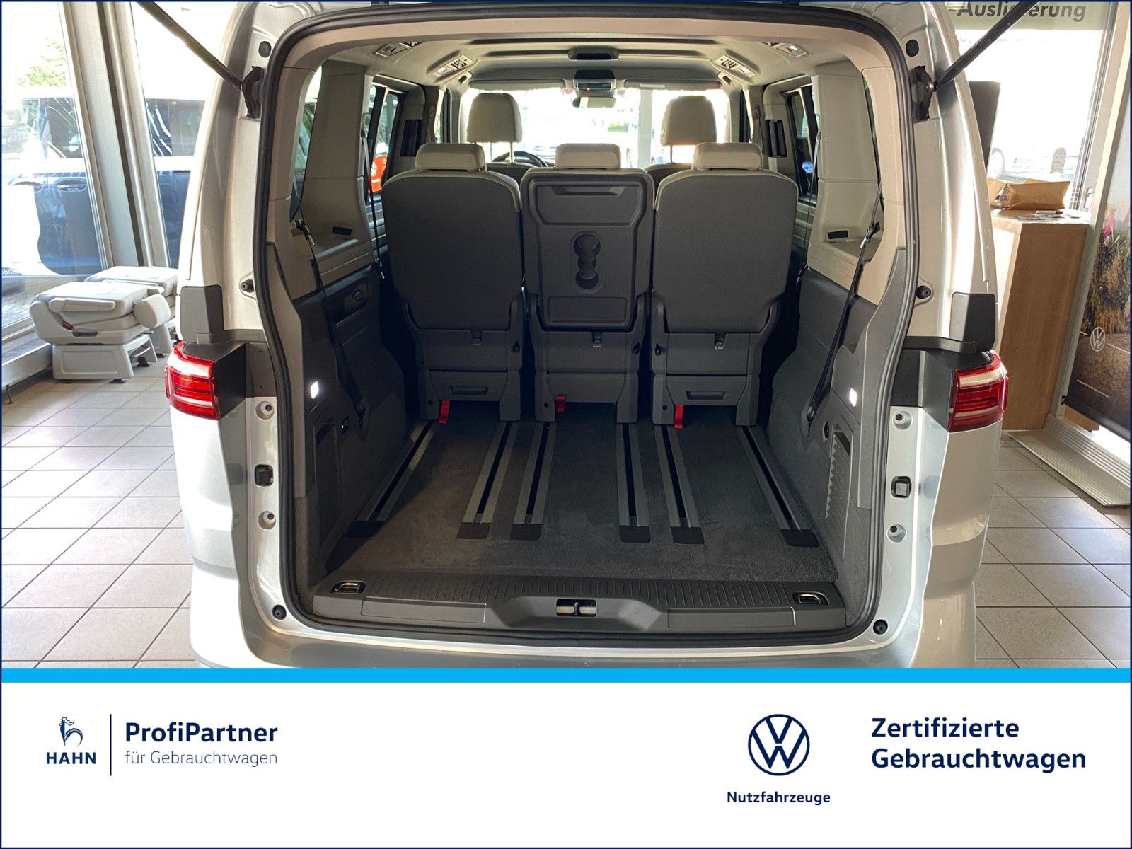 Volkswagen T7 Multivan 2.0TDI DSG - Samsaru's Car Outlet