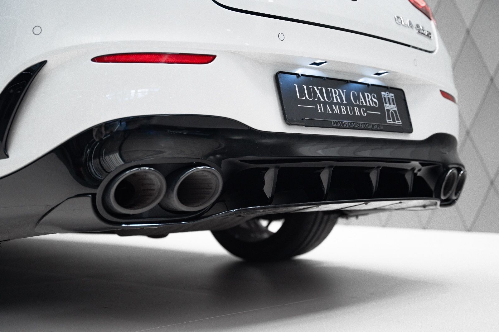 Mercedes-Benz CLA 45 AMG S - Samsaru's Car Outlet