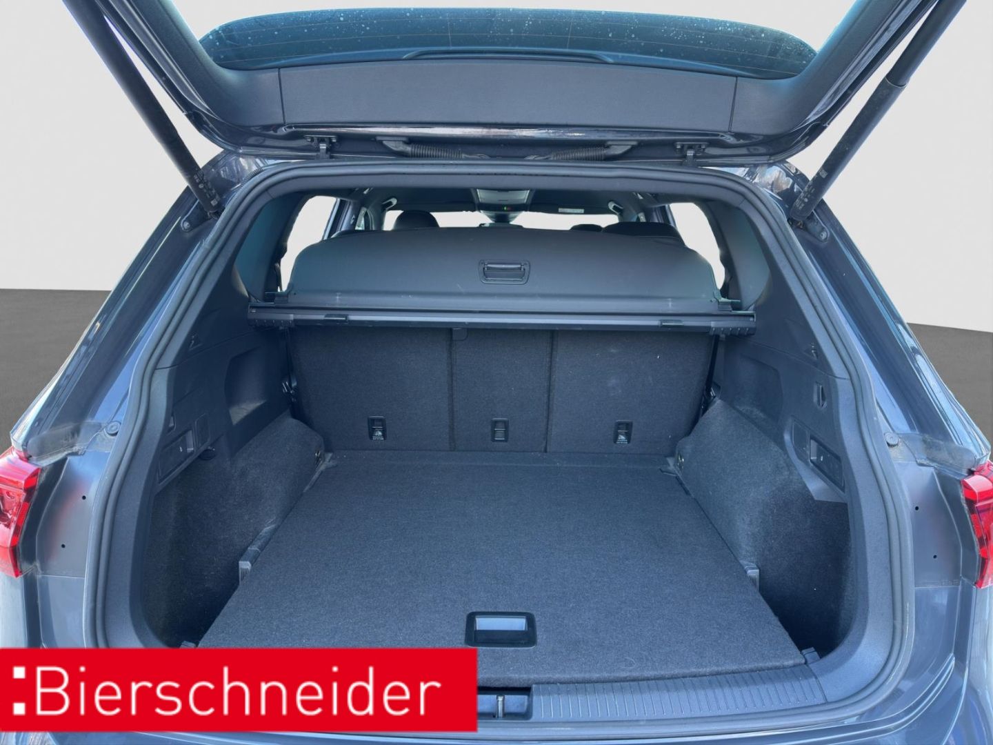 Seat Tarraco 2.0 TDI DSG 4Drive FR KAMERA AHK LED NAV
