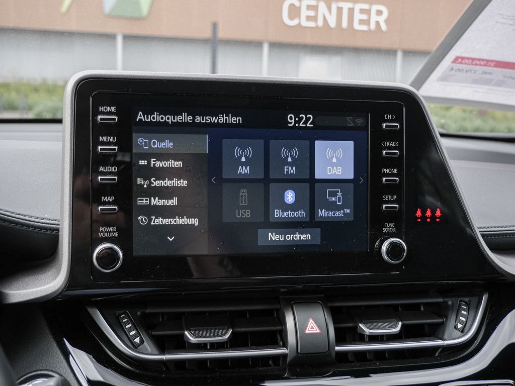 Toyota C-HR HYBRID Flow - Samsaru's Car Outlet