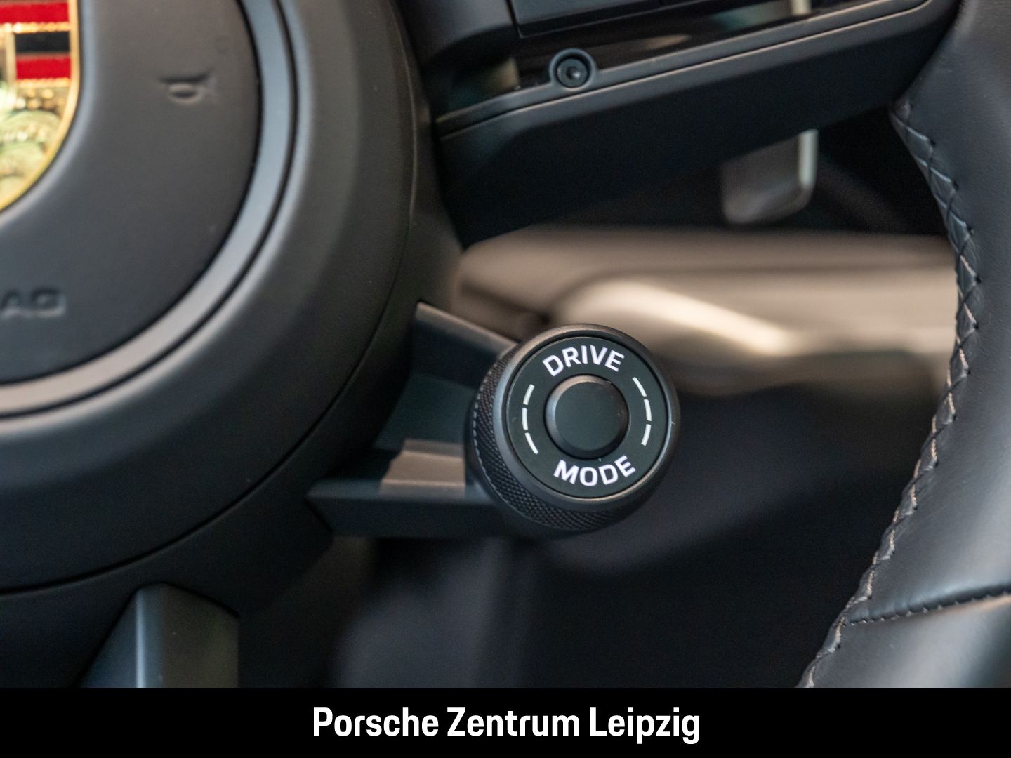 Porsche Cayenne E-Hybrid Coupe Sportabgas HD-Matrix Beif
