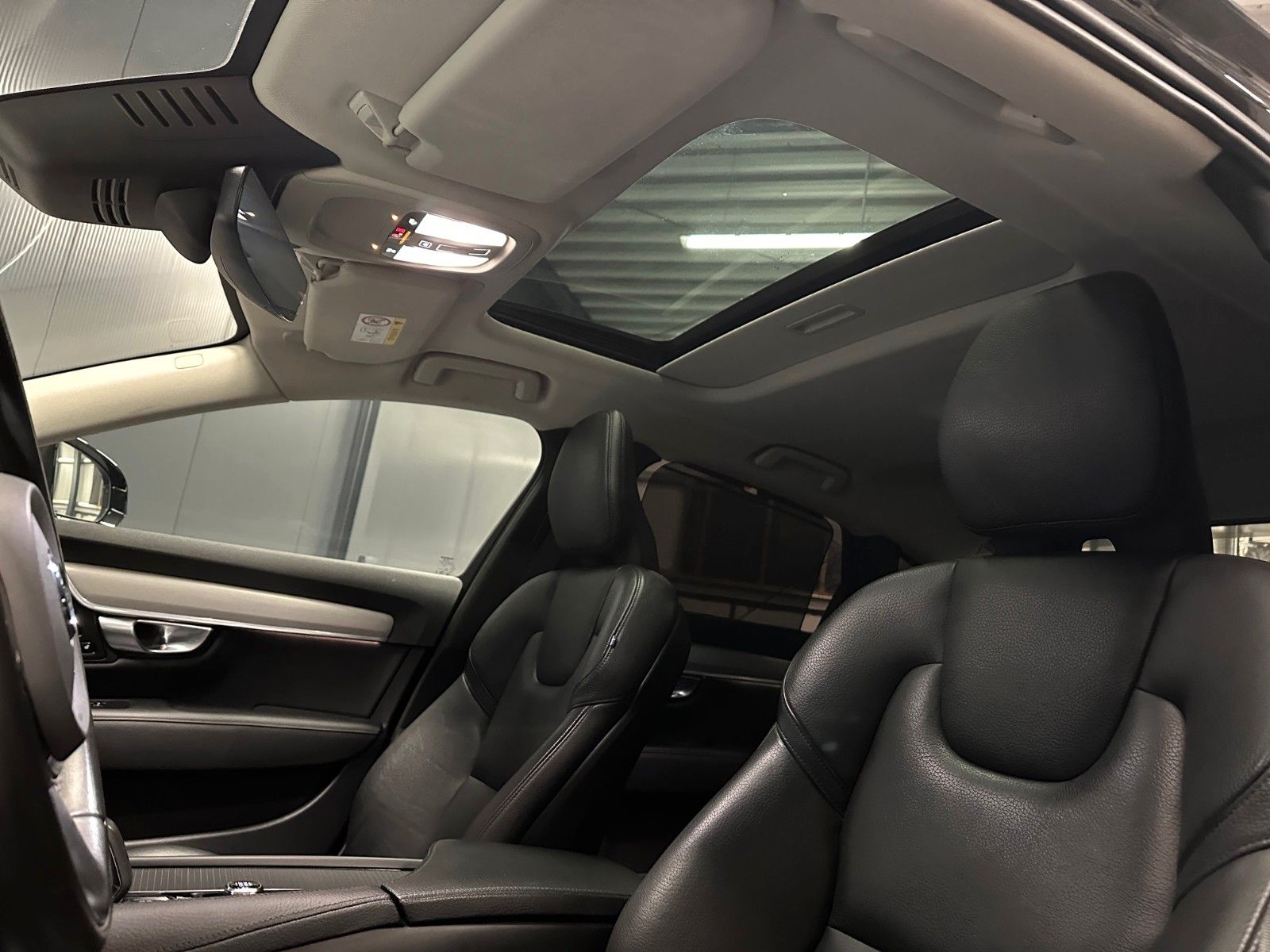 Volvo S90 Momentum Pro AWD *19Zoll*Xenium-Paket*360*