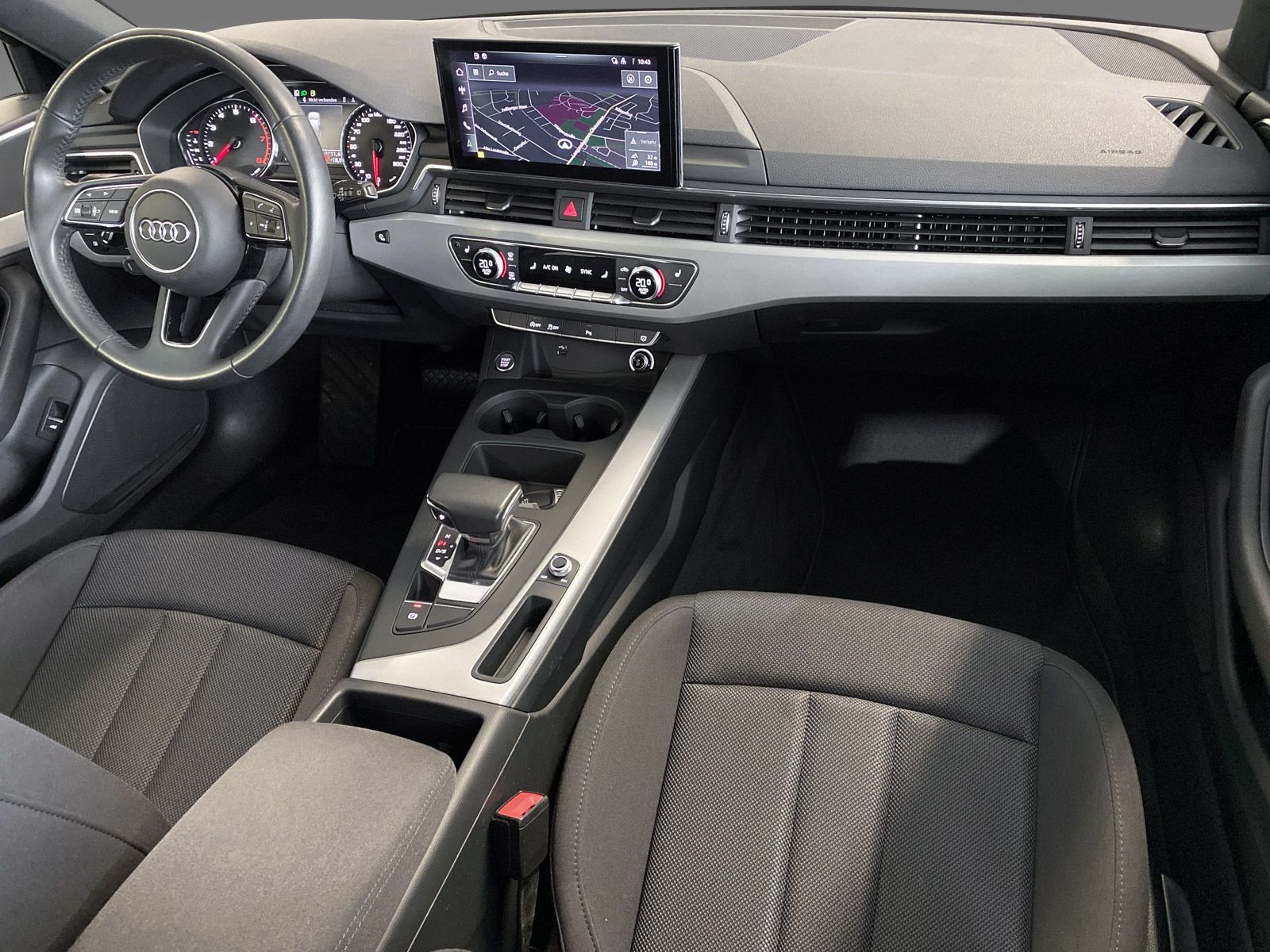 Audi A4 Avant 35 TFSI S tronic - Samsaru's Car Outlet