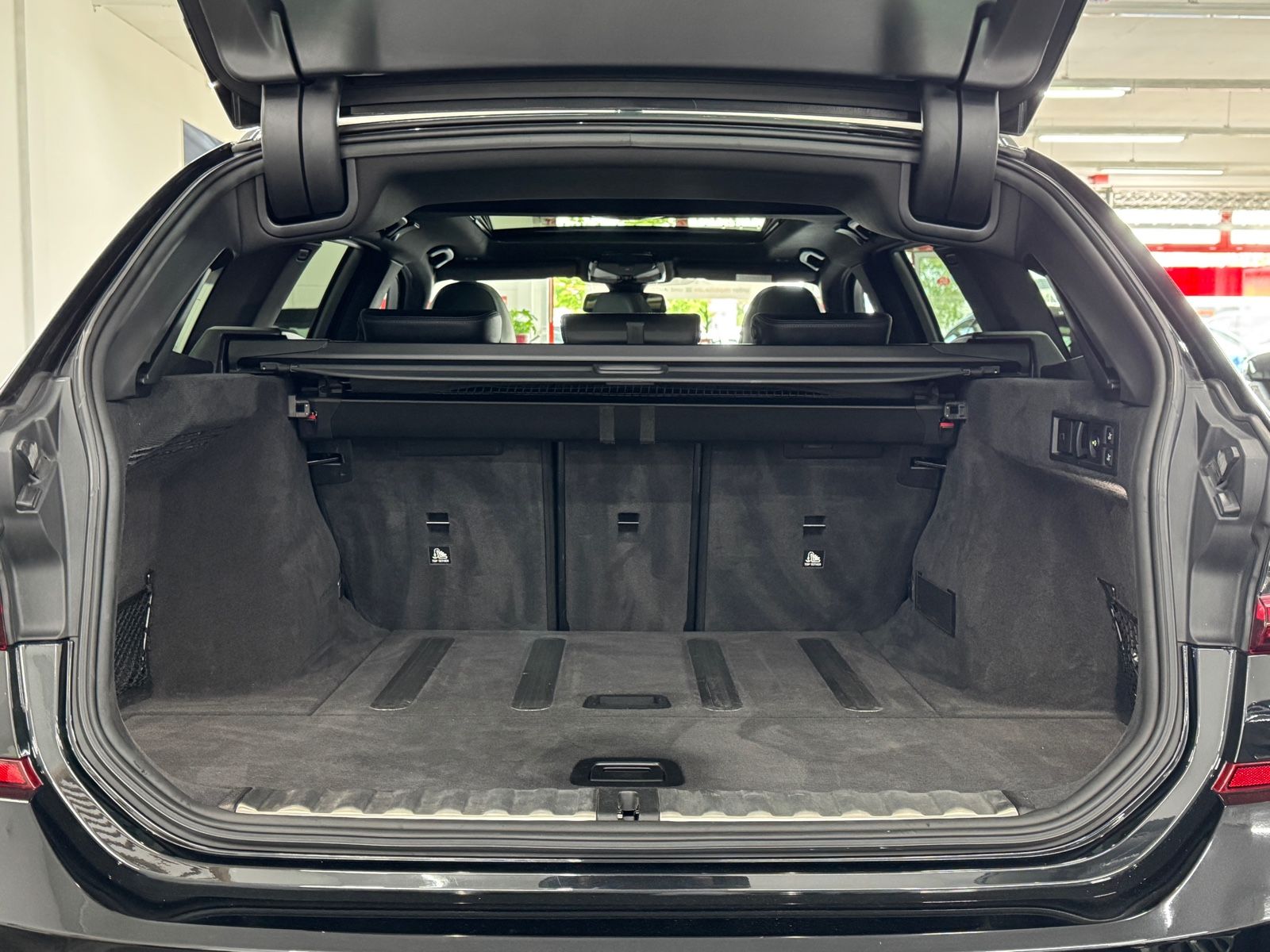 BMW 320 d M Sport - Samsaru's Car Outlet