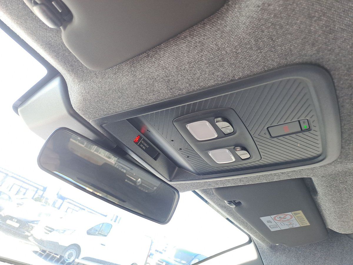 Dacia Duster JOURNEY HYBRID 140 - Samsaru's Car Outlet