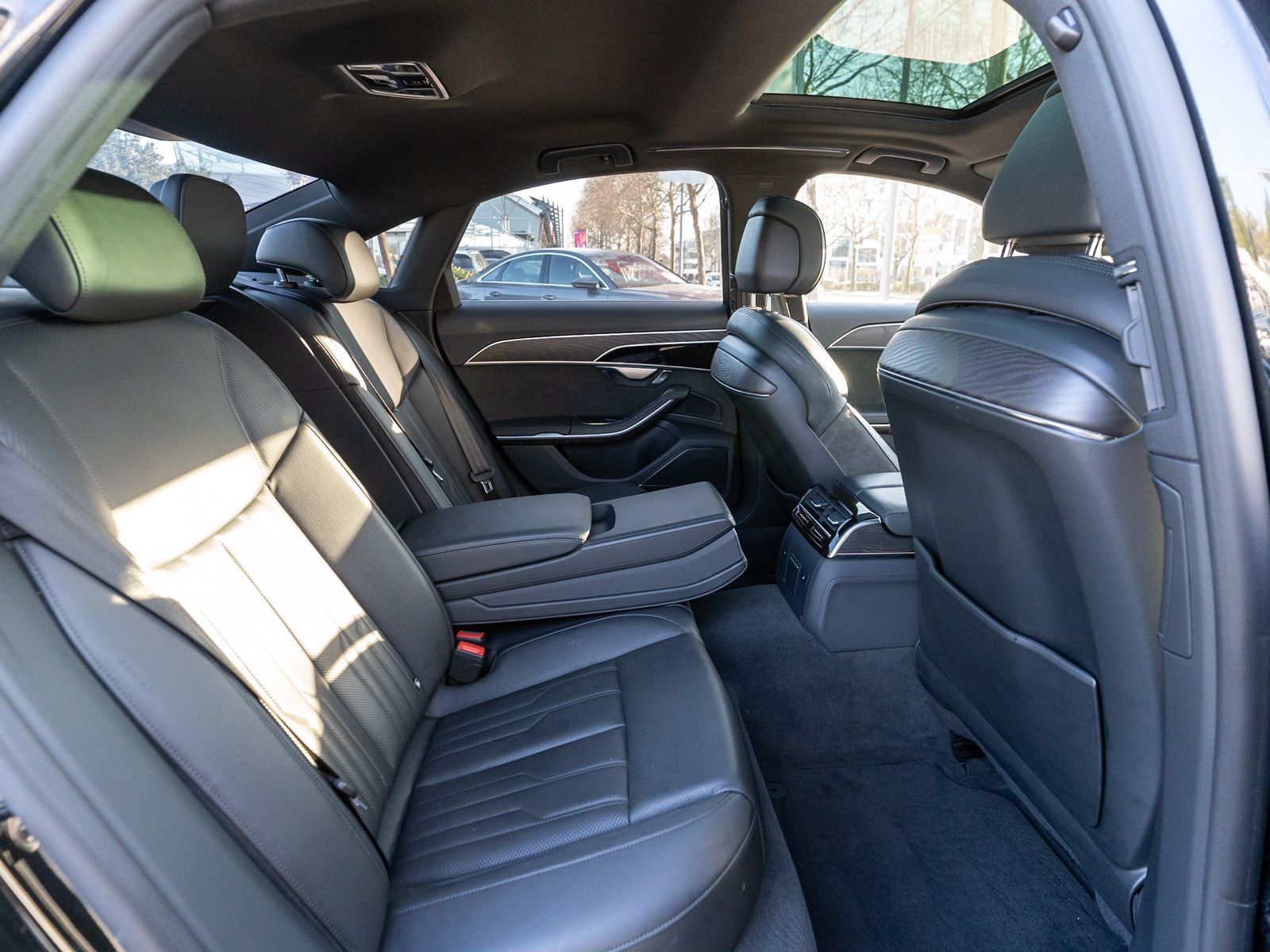 Audi A8 50 TDI quattro - Samsaru's Car Outlet