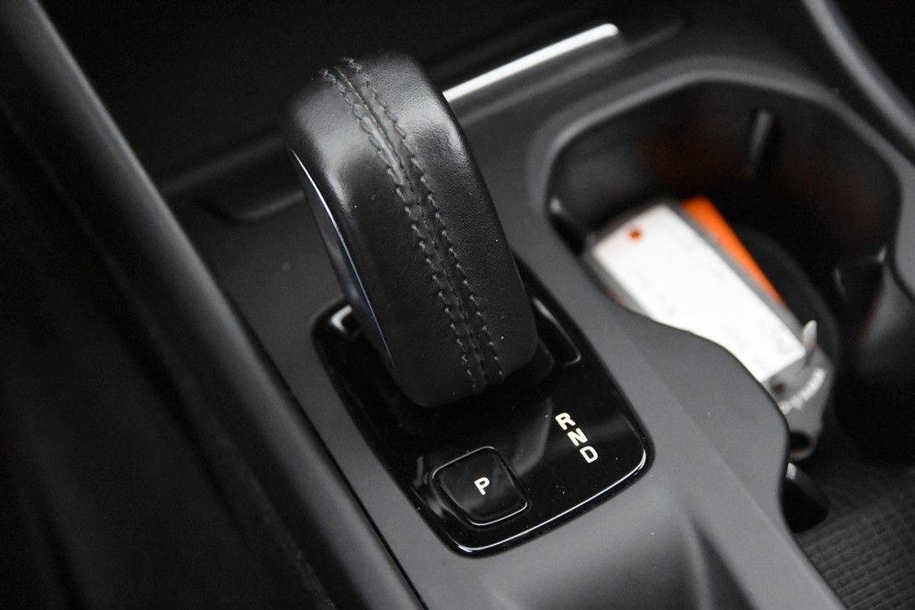 Volvo XC40 T4 Recharge - Samsaru's Car Outlet