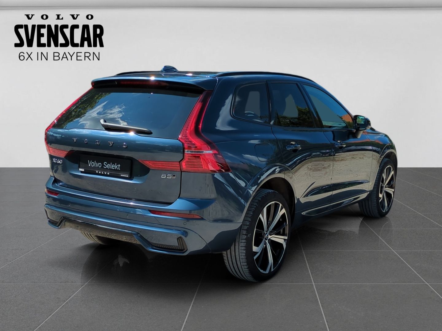Volvo XC60 Ultimate Dark AWD HUD AD StandHZG Luftfeder