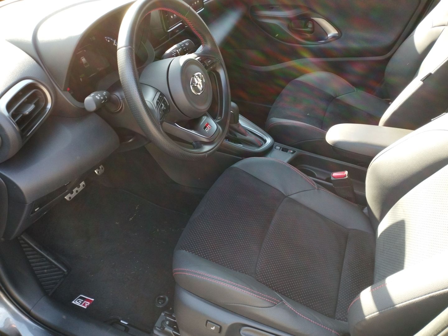 Toyota Yaris Cross Hybrid 1.5 VVT-i GR Sport+Sitzheizun