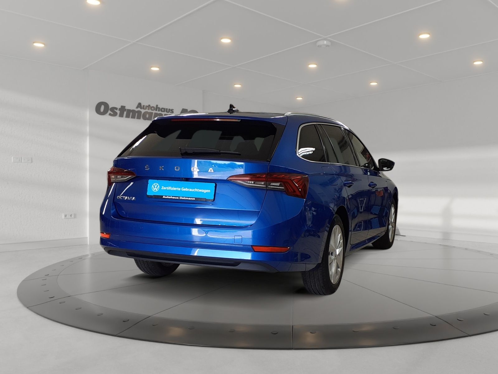 Skoda Octavia Combi 2.0TDI Style - Samsaru's Car Outlet