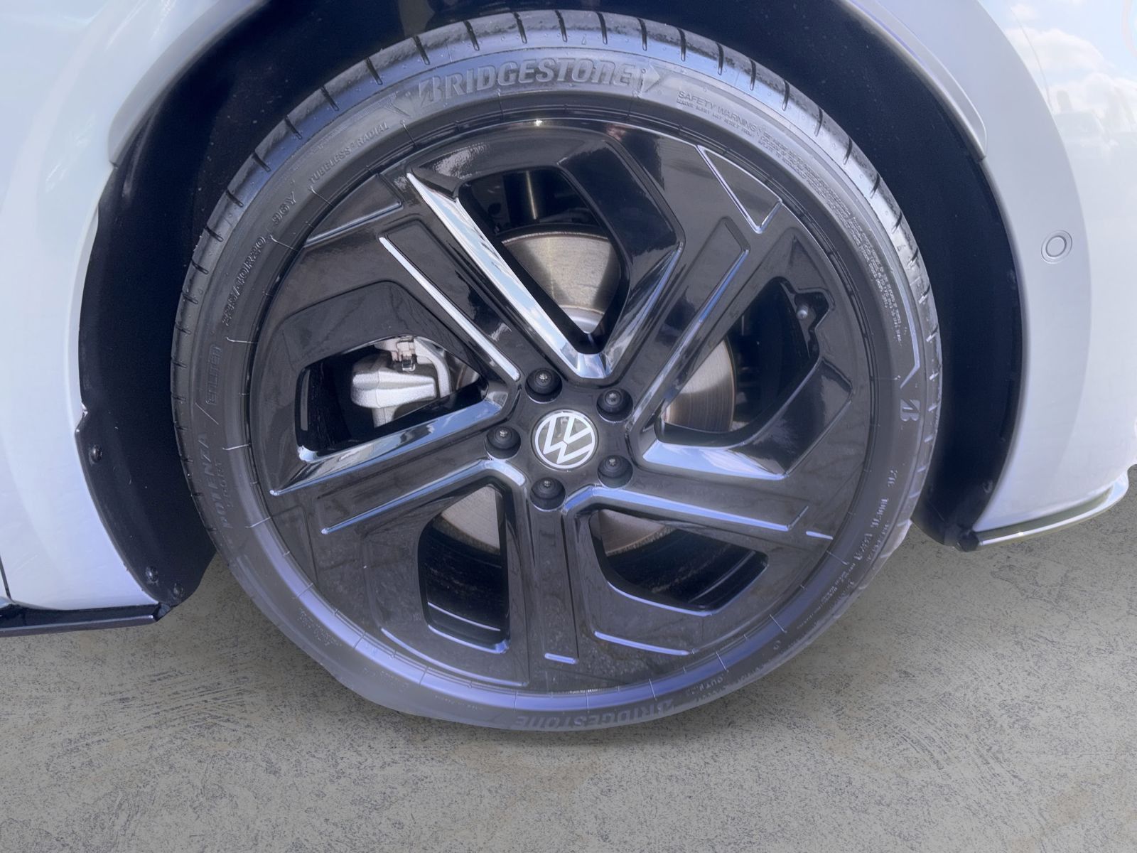 Volkswagen ID.3 GTX IQ.LIGHT+AR HUD+KAMERA+PANO+ACC+NAVI++