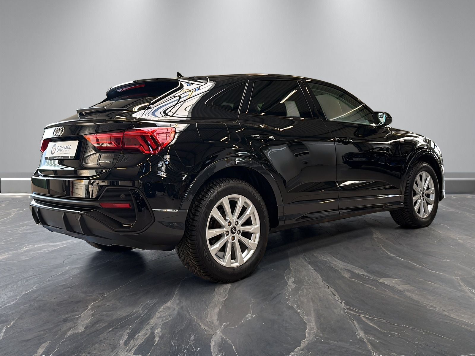 Audi Q3 Sportback S line 35 TDI quattro - Samsaru's Car Outlet