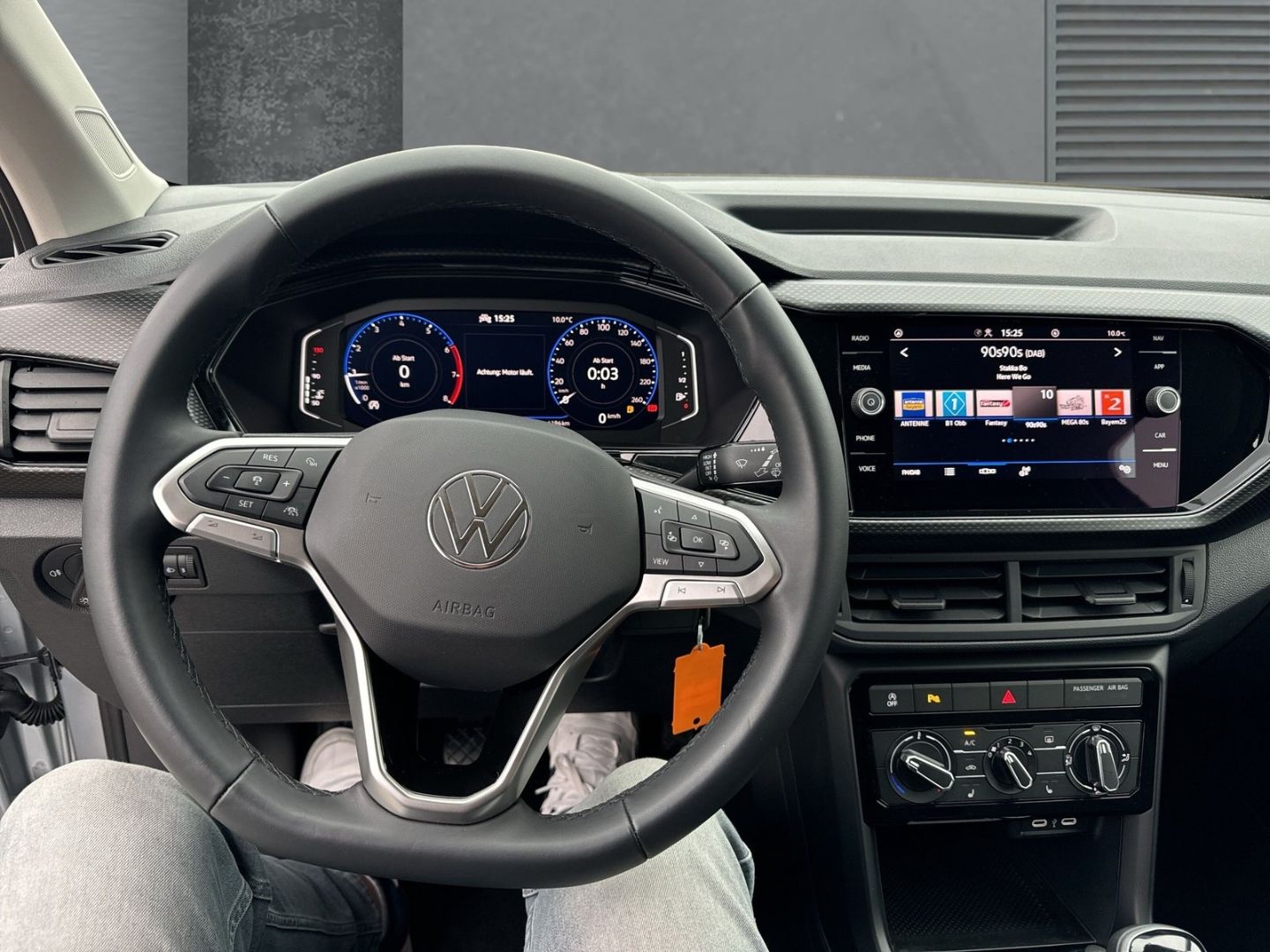 Volkswagen T-Cross 1.0 TSI - Samsaru's Car Outlet
