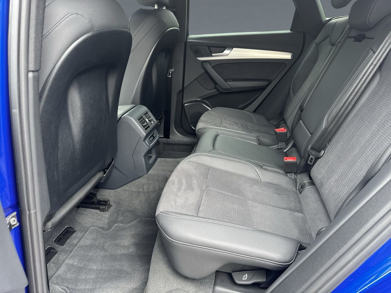 Audi Q5 55 TFSI e qu S line MATRIX AHK PANO 360° ACC