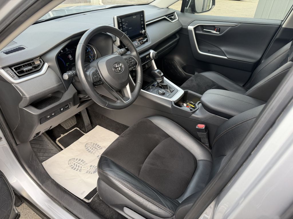 Toyota RAV 4 2.5 4x4 Hybrid 4x4 mit elektr. Heckklappe