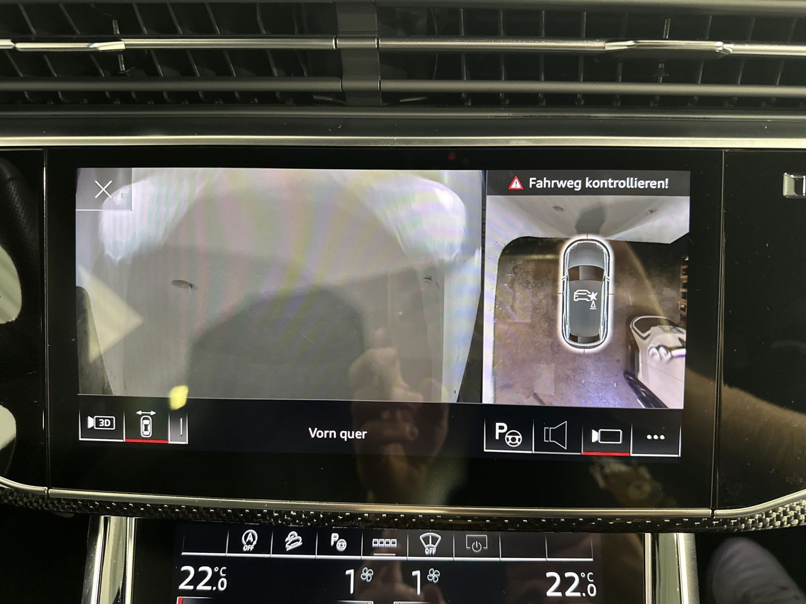 Audi Q8 50 TDI S LINE competition +CARBON+MATRIX+AHK+