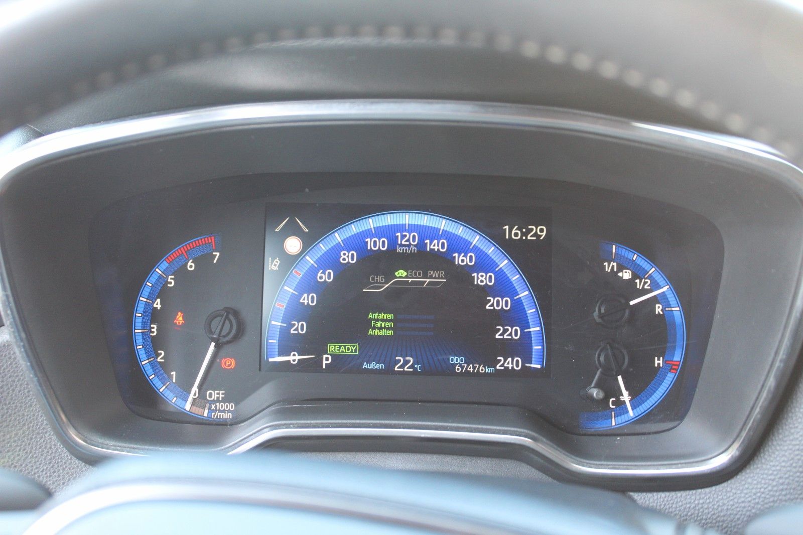 Toyota Corolla Hybrid Club - Samsaru's Car Outlet