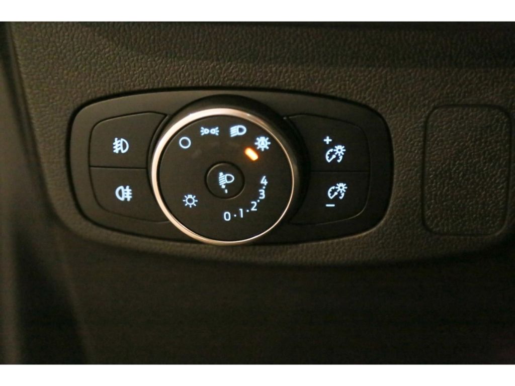 Ford Focus 1.0 MHEV Aut. Titanium Panorama ACC BLIS K