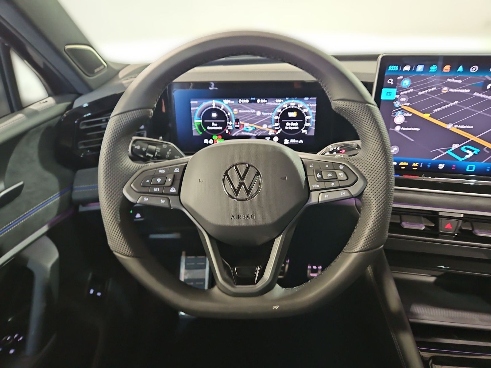 Volkswagen Tiguan R-Line 1,5 l eHybrid OPF 130 kW (177 PS)