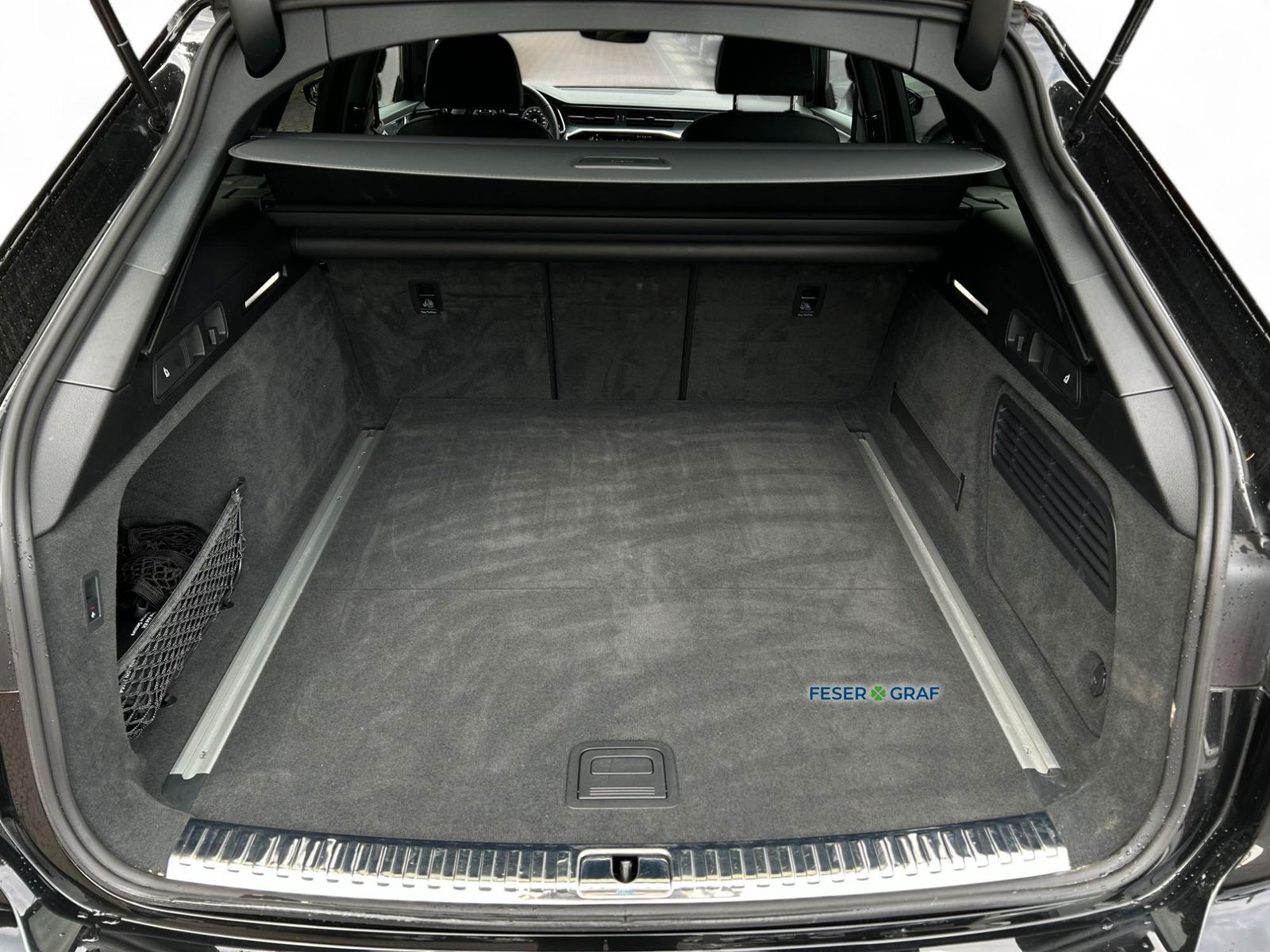 Audi A6 Avant 45 TFSI S line S tronic - Samsaru's Car Outlet