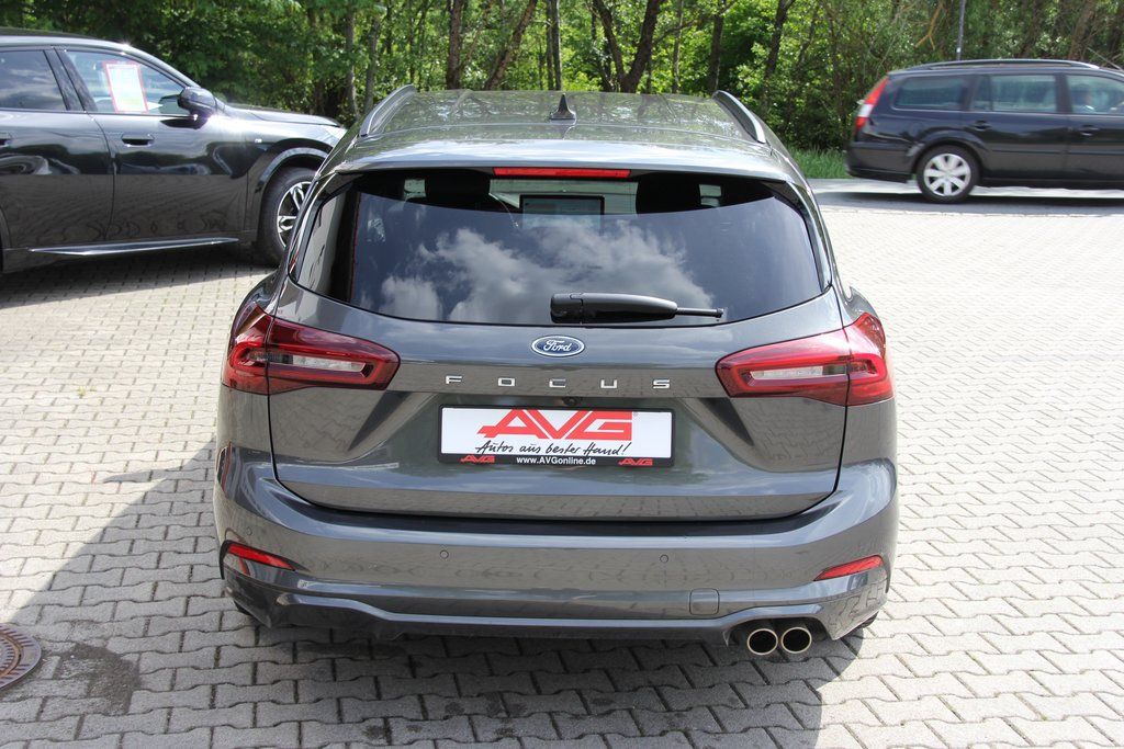 Ford Focus Turnier 155PS ST-LINE LED AdapTempomat CAM