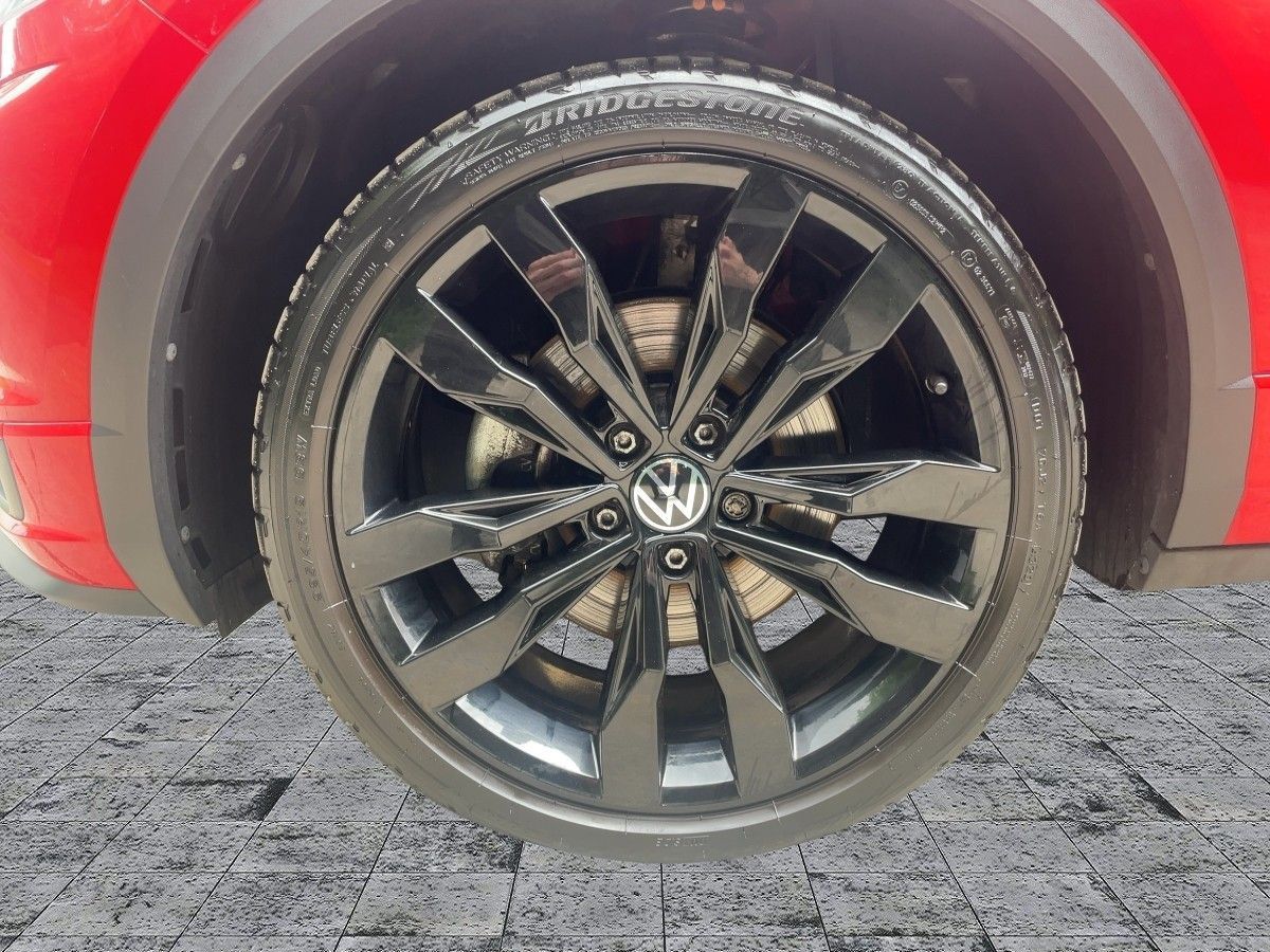 Volkswagen T-Roc 2.0 TDI DSG R-LINE - Samsaru's Car Outlet