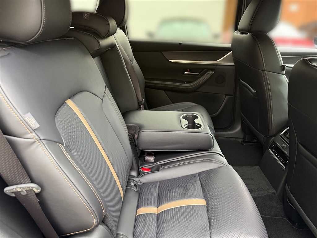 Mazda CX-80 Homura Plus 3.3L 7-Sitzer*Panorama*Navi*