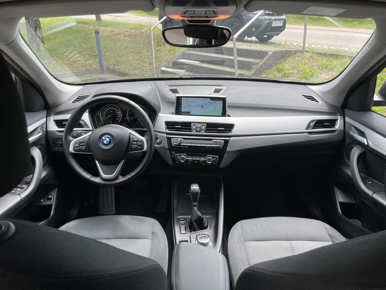 BMW X1 x25e - Samsaru's Car Outlet