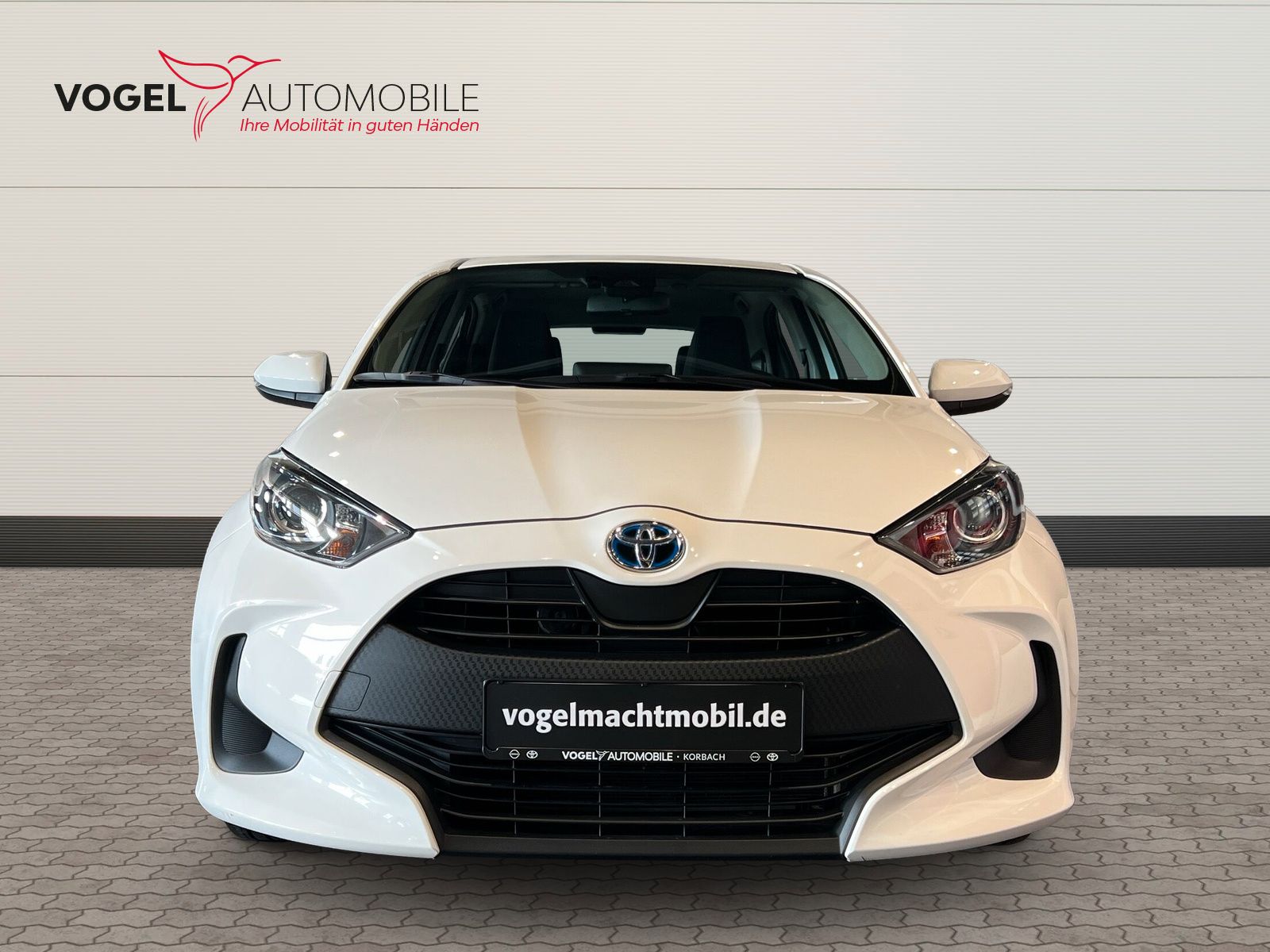 Toyota Yaris 1.5 Hybrid Business Edition - Samsaru's Car Outlet