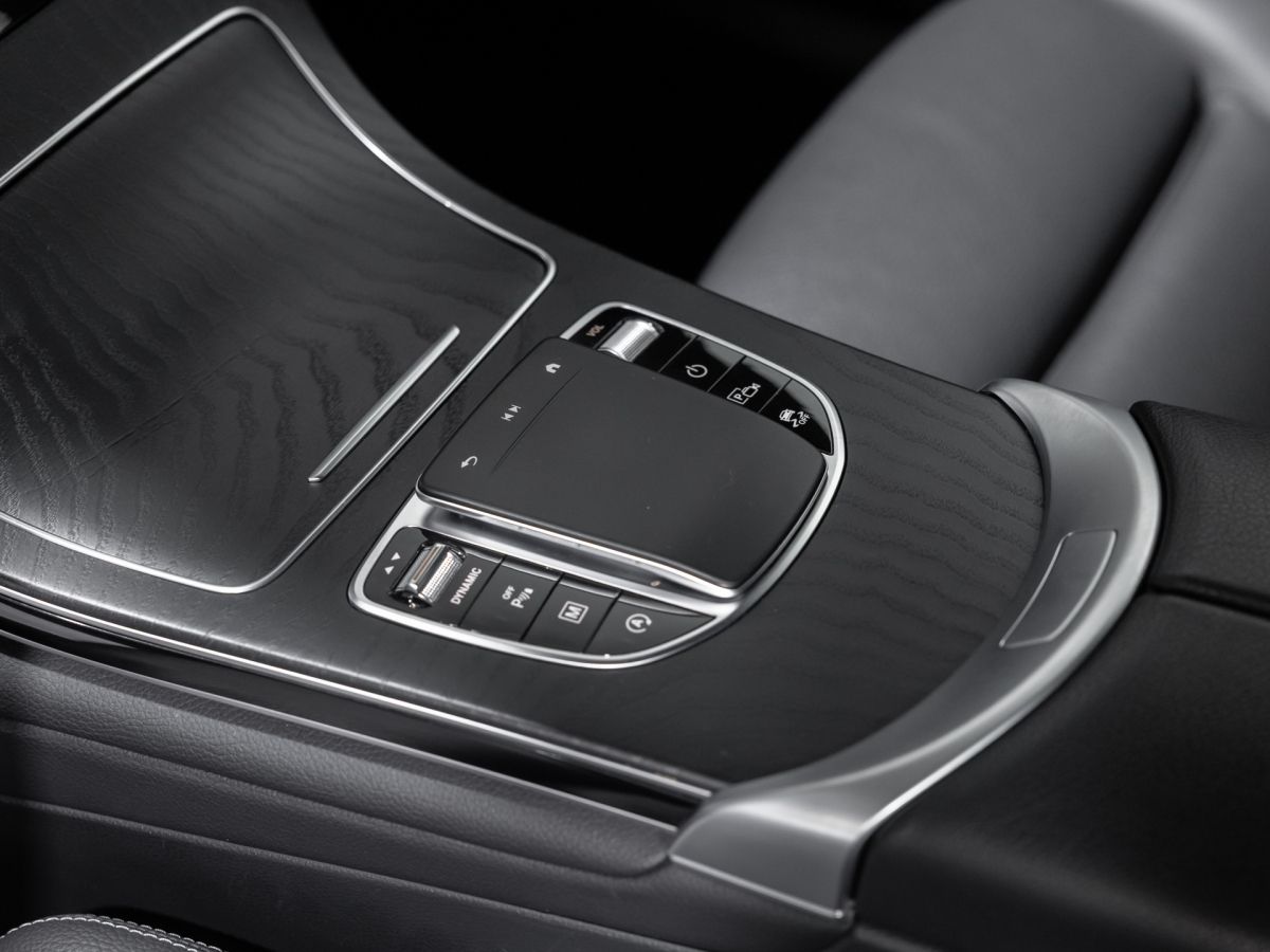 Mercedes-Benz GLC 200 4Matic - Samsaru's Car Outlet