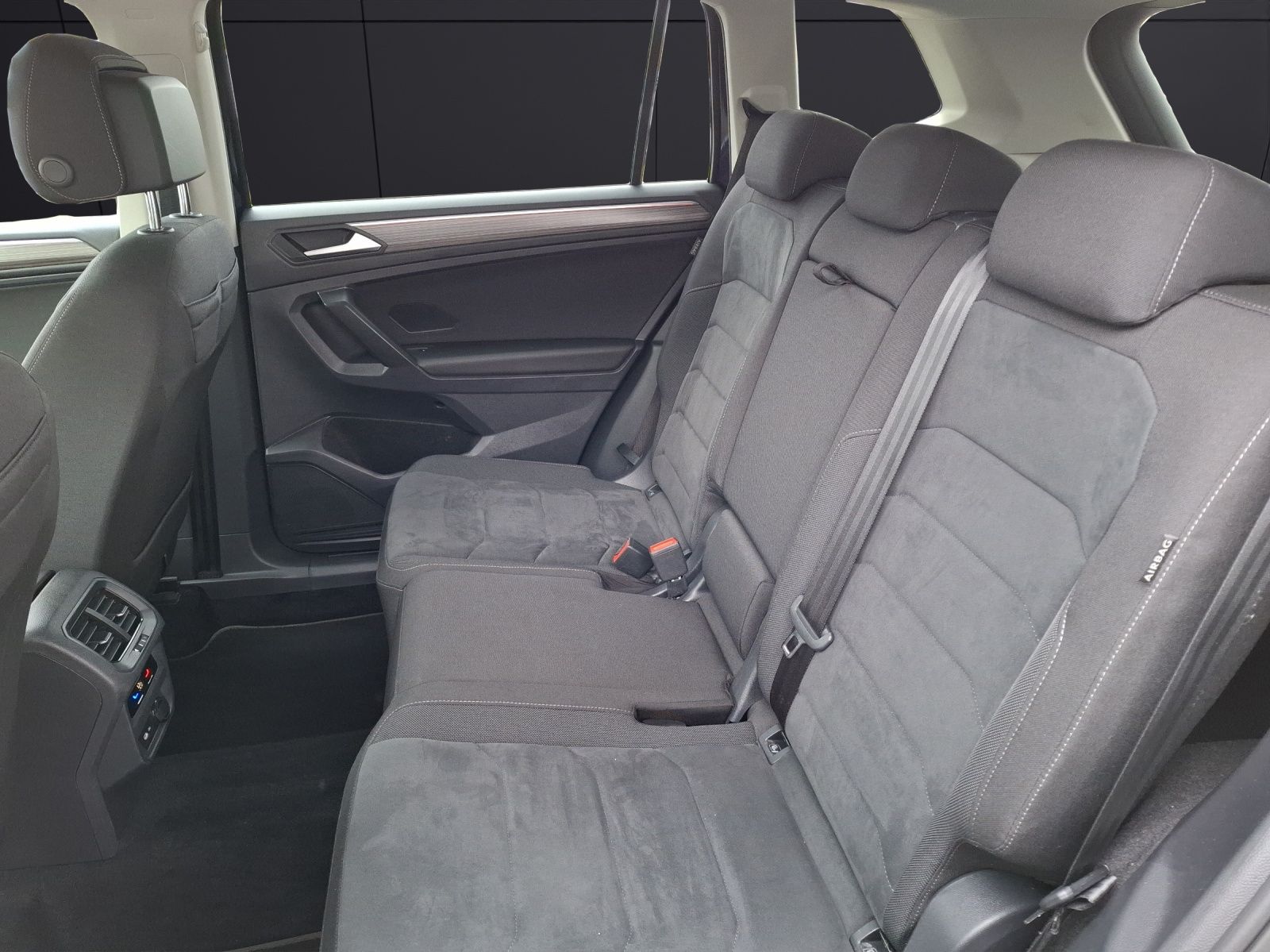 Volkswagen Tiguan Allspace TDI Elegance DSG 4M Standhzg Mat