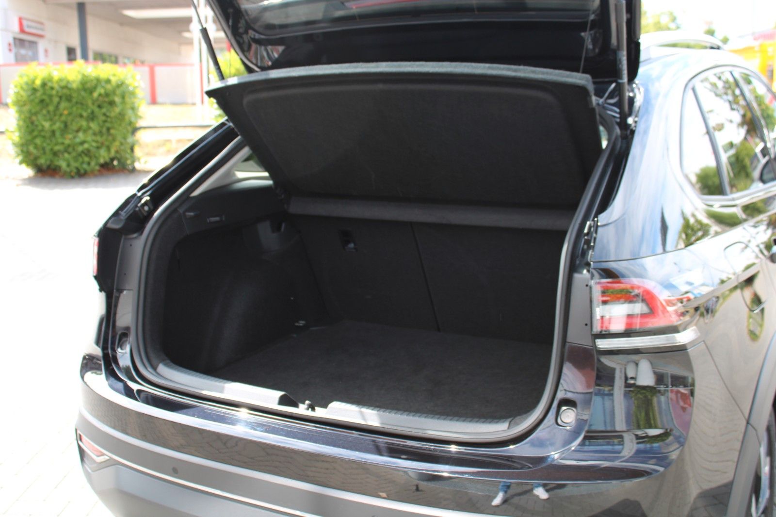 Volkswagen Taigo Style DSG - Samsaru's Car Outlet