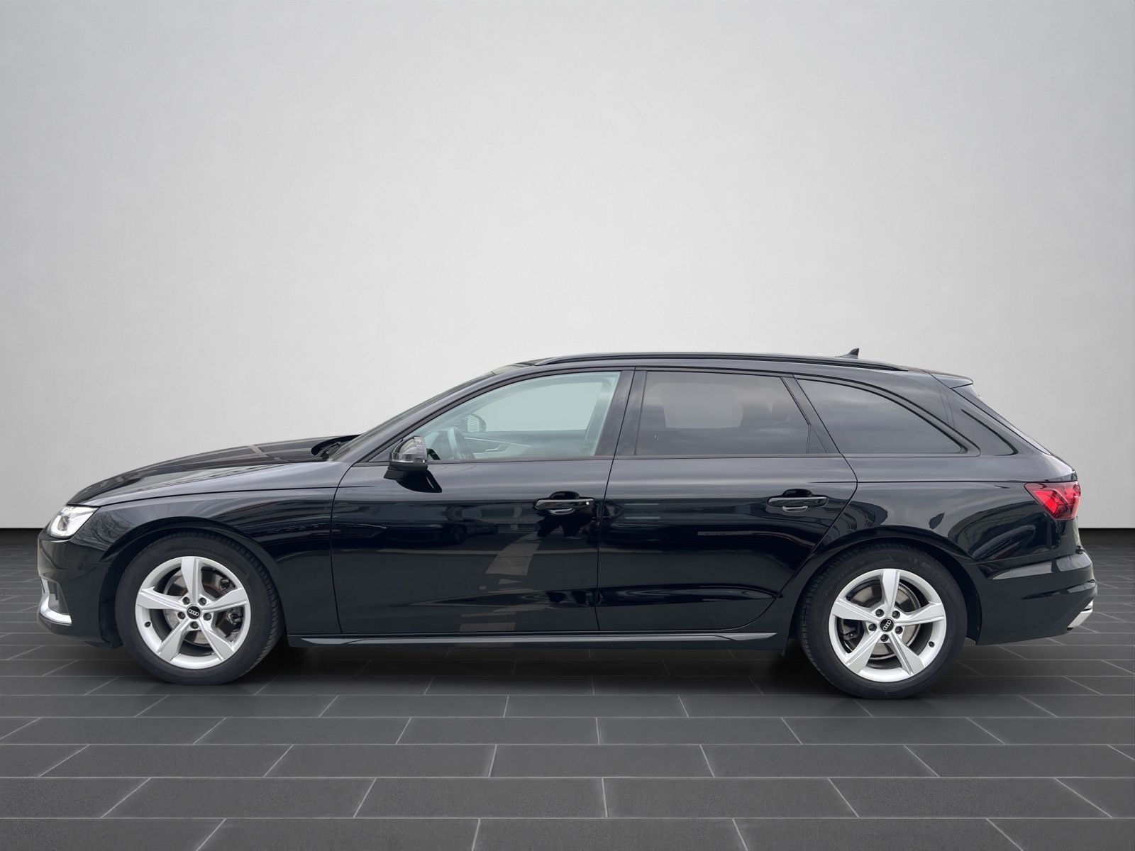 Audi A4 Avant 35 TFSI VIRTUAL COCKPIT PLUS - Samsaru's Car Outlet