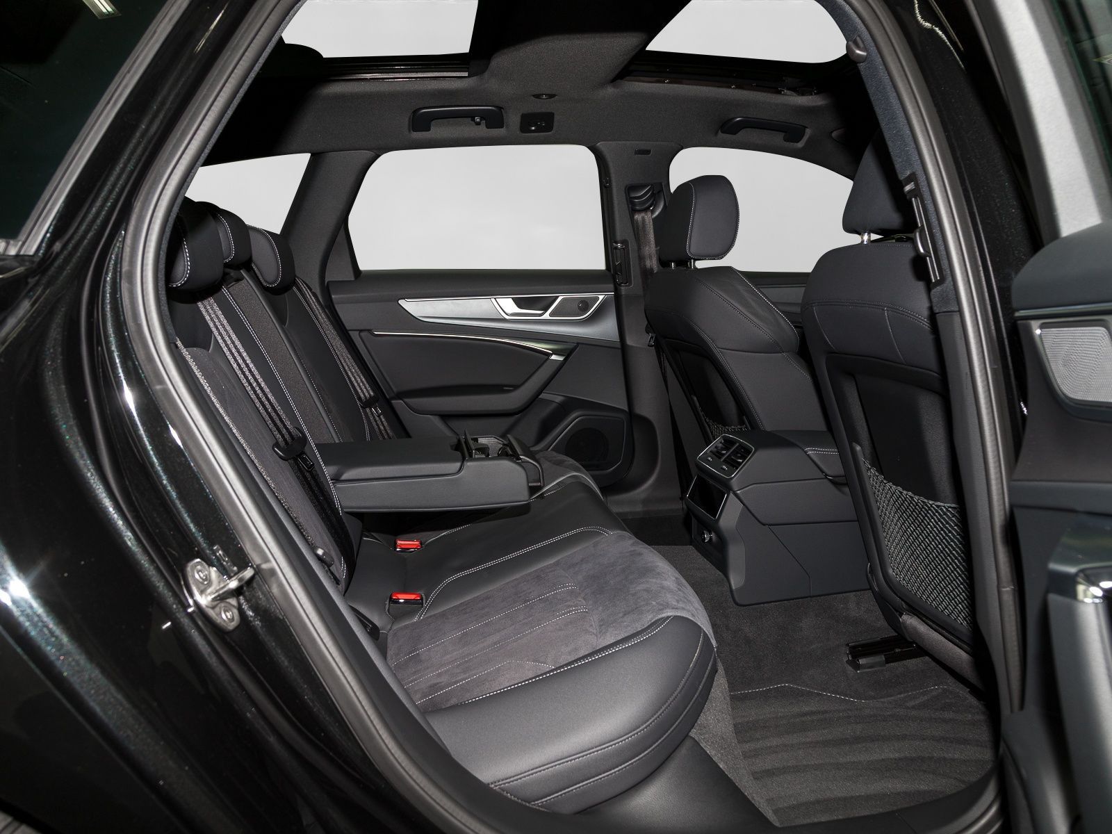 Audi A6 Avant 45 TDI Q S LINE - Samsaru's Car Outlet