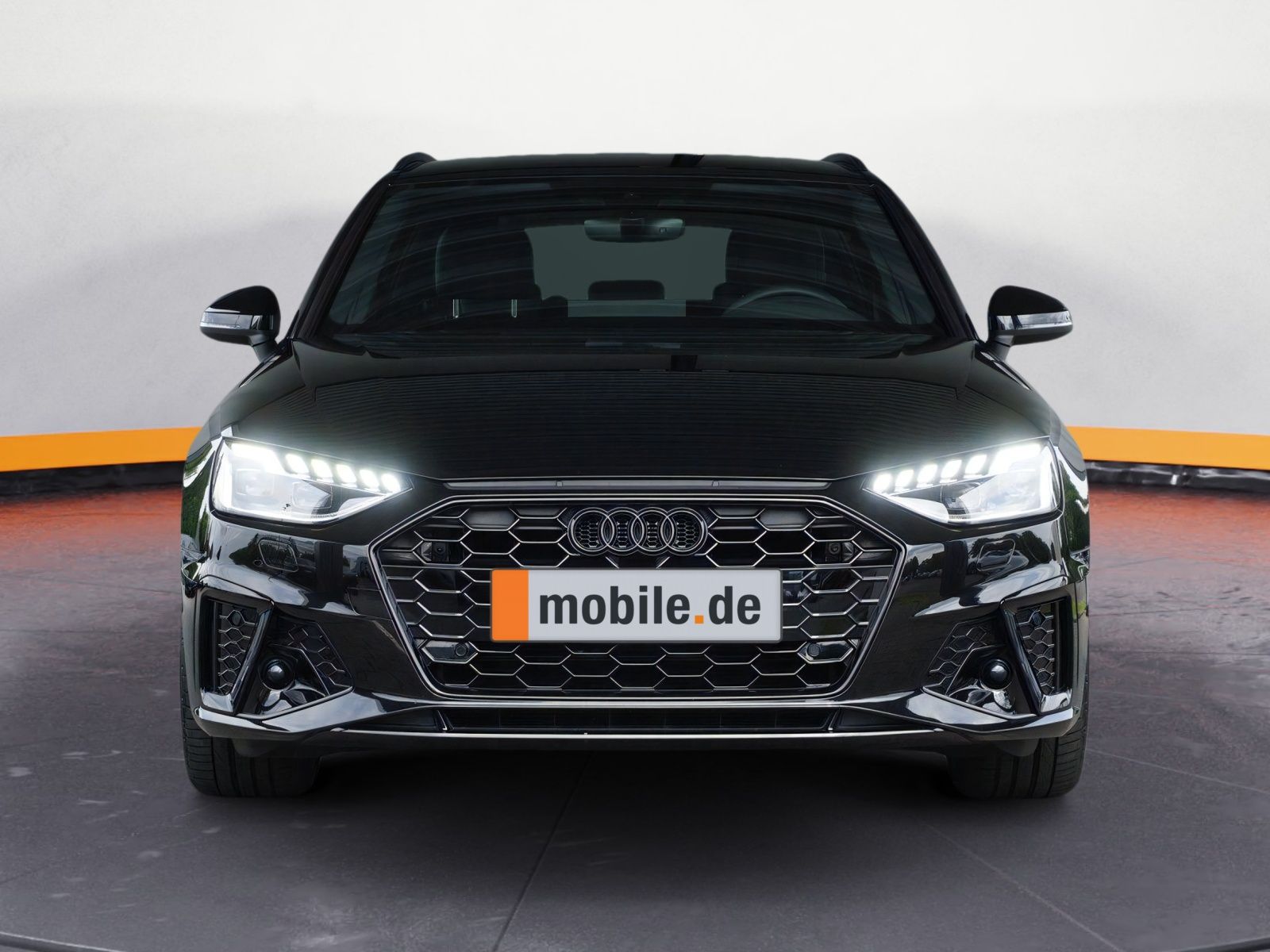 Audi A4 Avant 35 TDI S tronic S line - Samsaru's Car Outlet