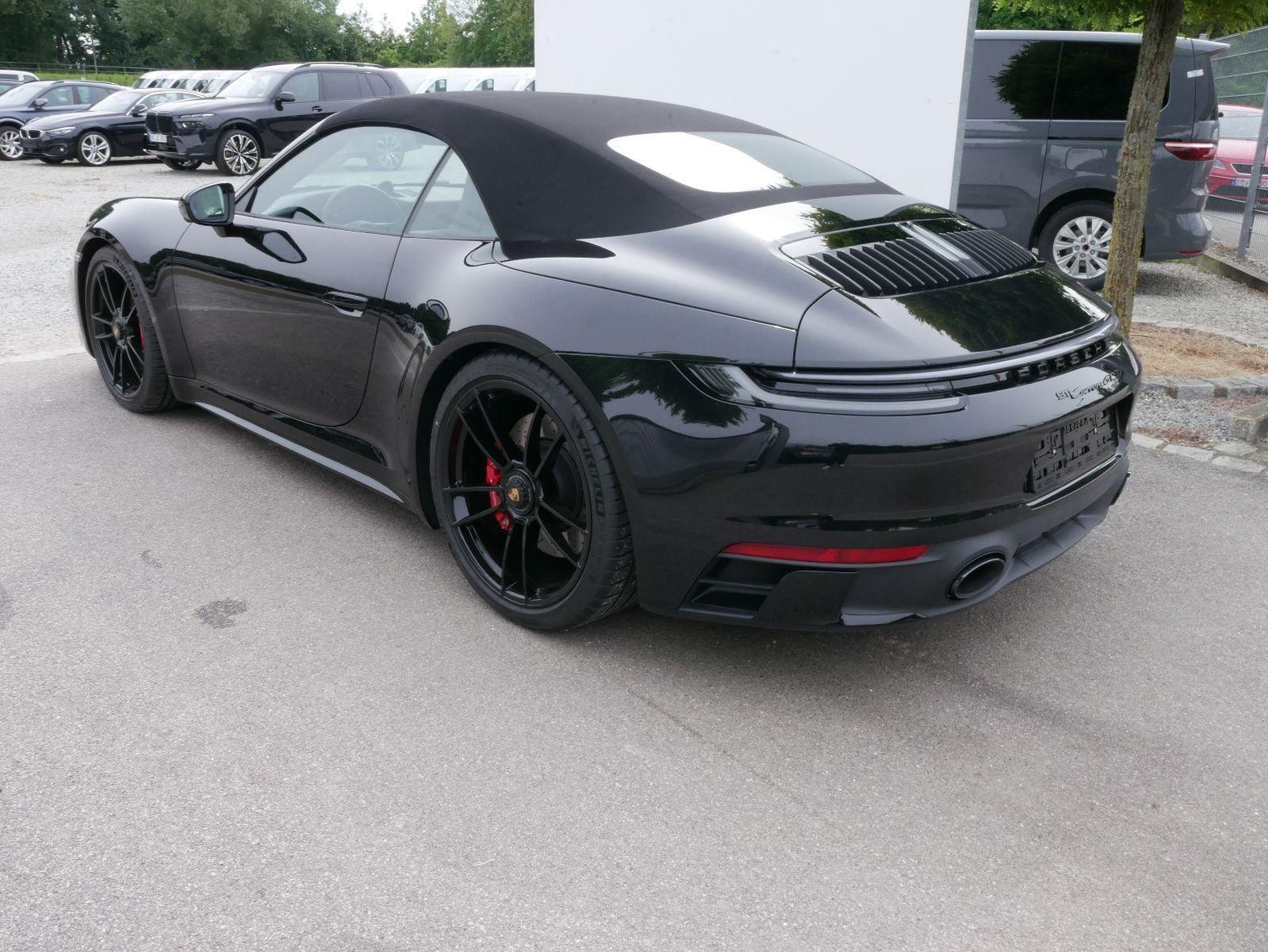 Porsche 911 Carrera GTS - Samsaru's Car Outlet