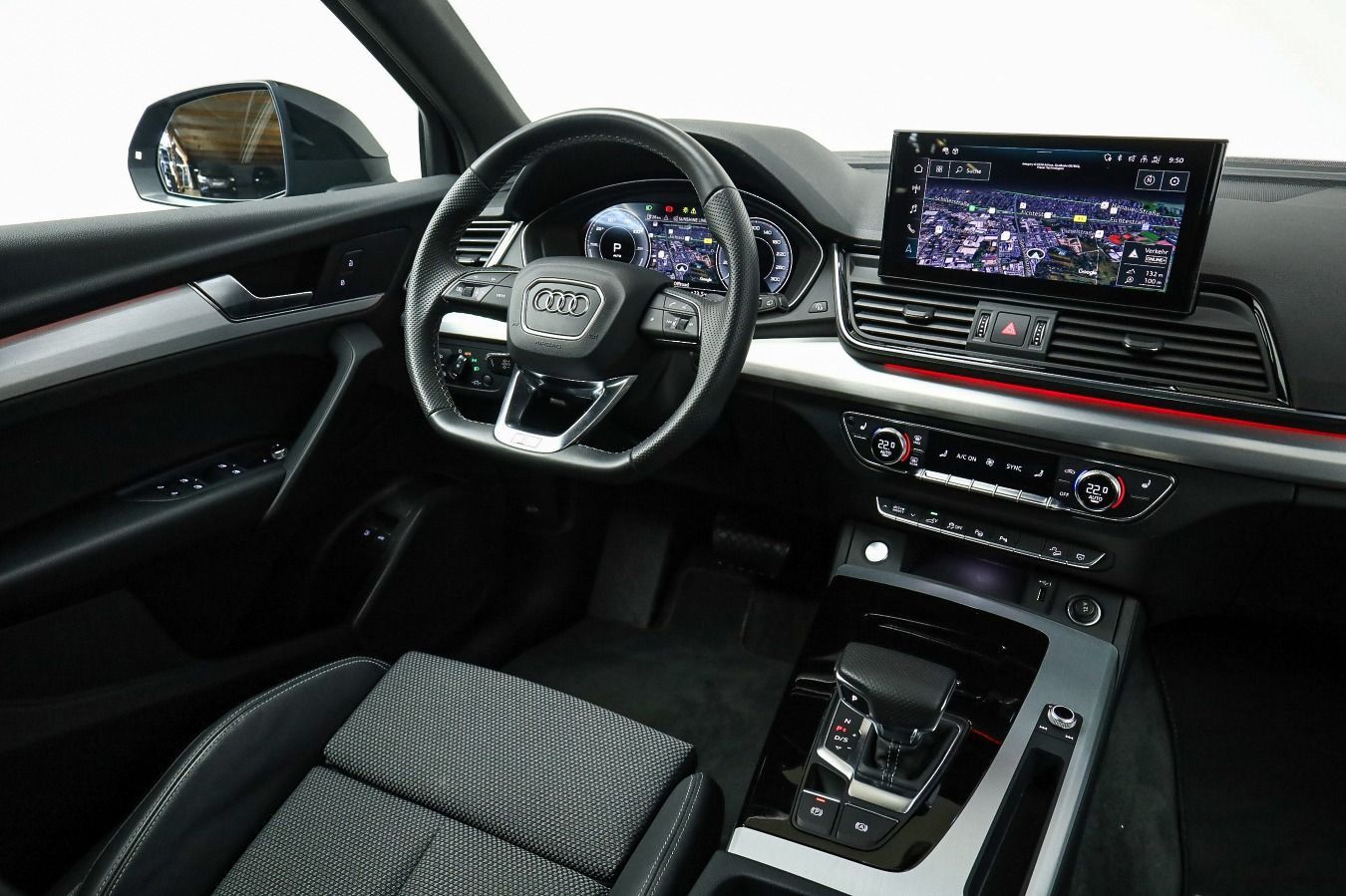 Audi Q5 S line 55 TFSI e qu. AHK, Matrix, Parken, ACC