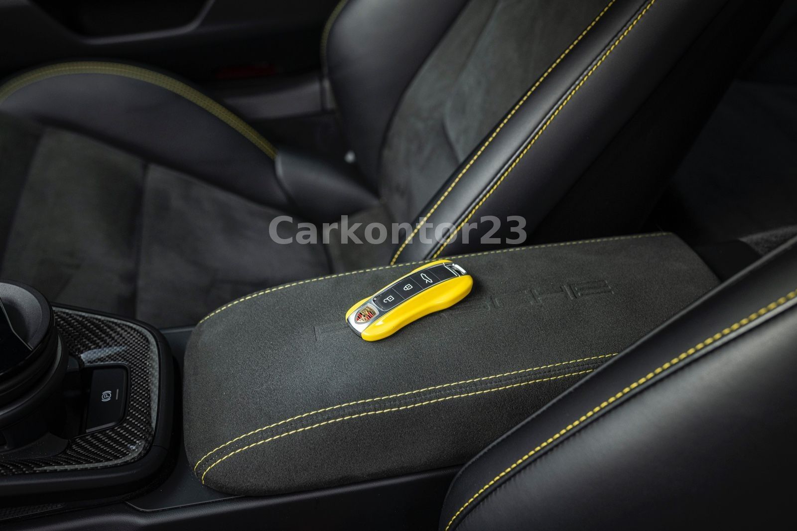 Porsche 992 GT3 - Samsaru's Car Outlet