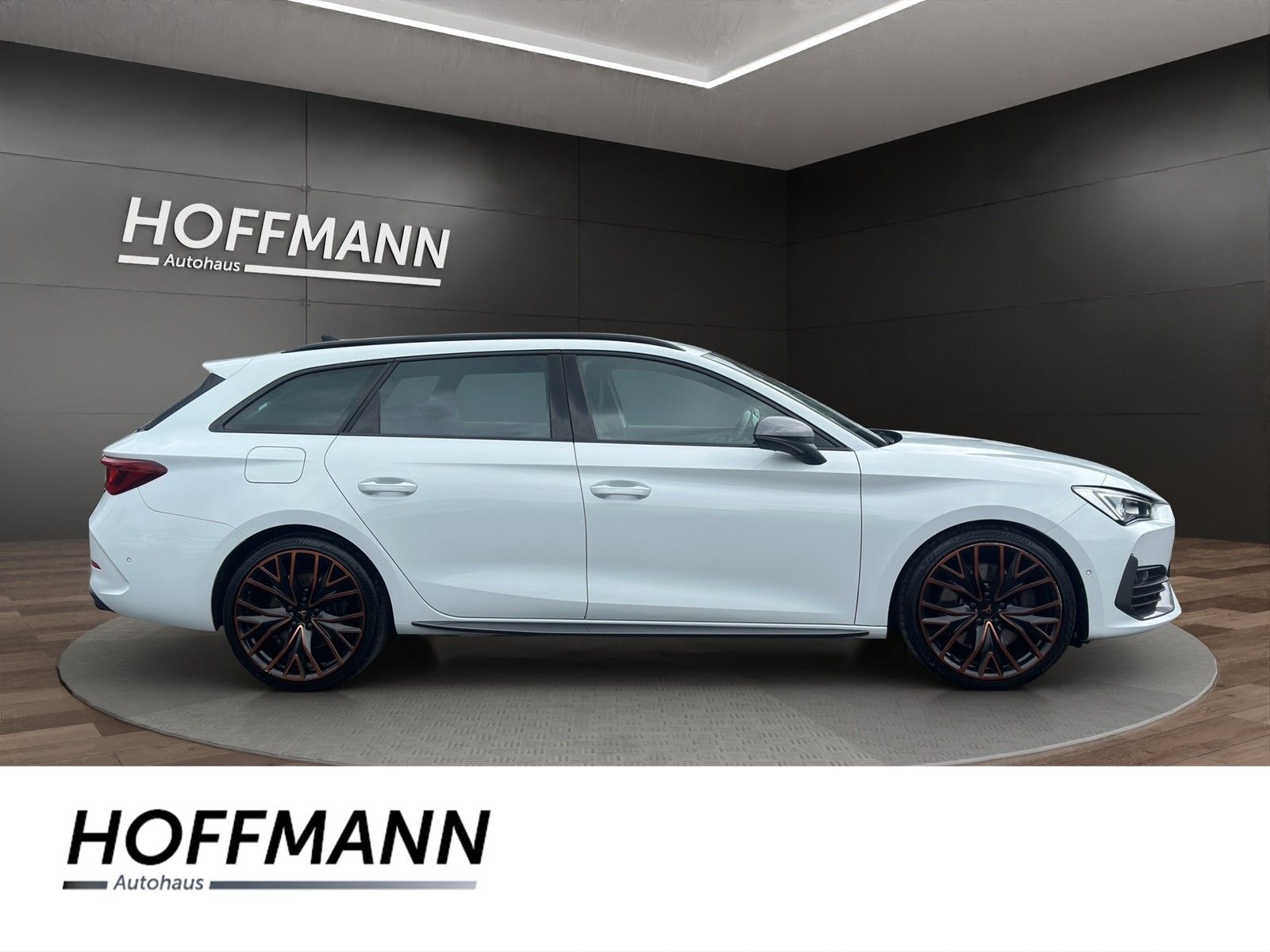 Cupra Leon SP 2.0 TSI VZ 4Drive - Samsaru's Car Outlet