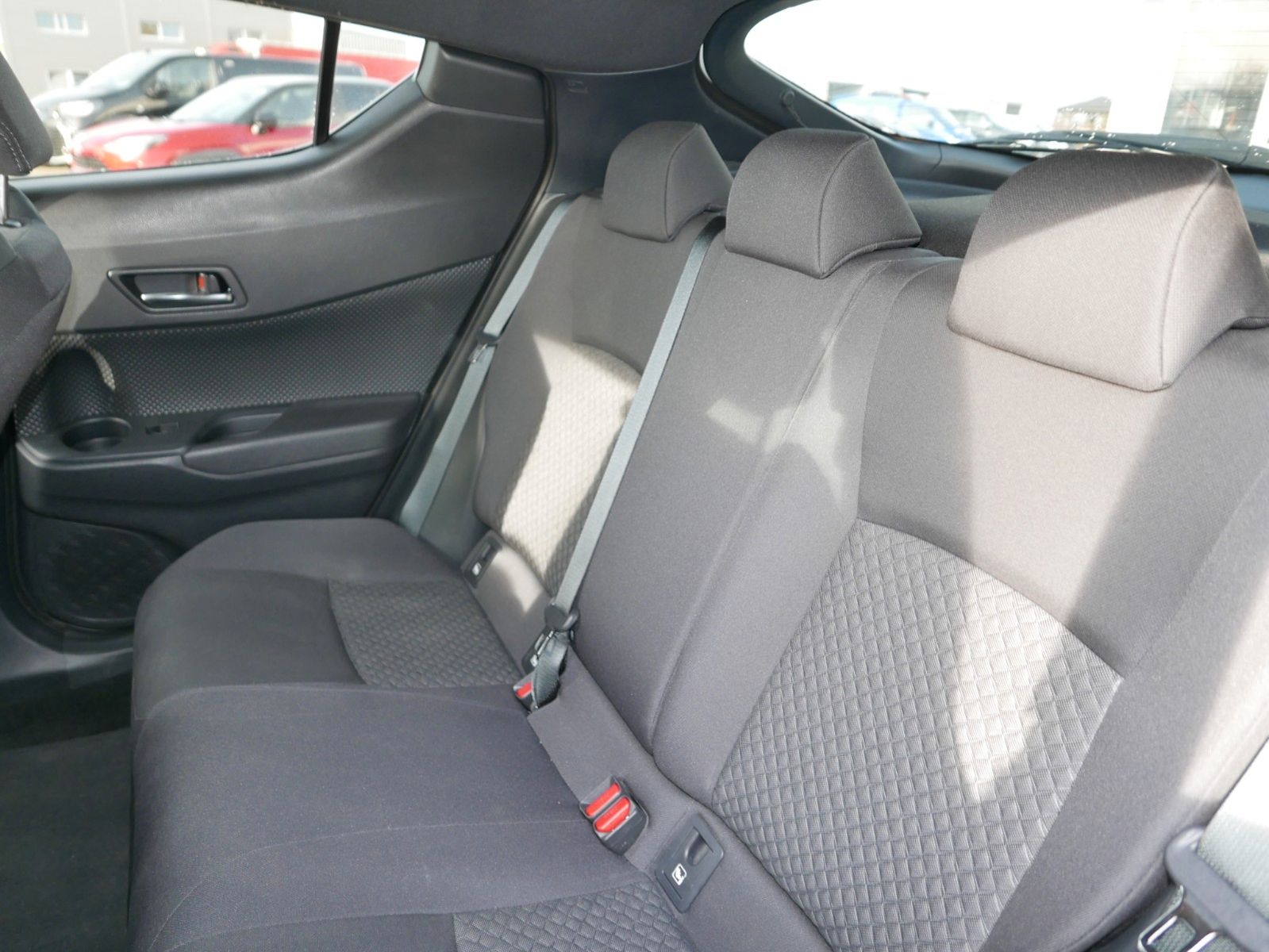 Toyota C-HR 2.0 Hybrid Team D *NAVI*CARPLAY