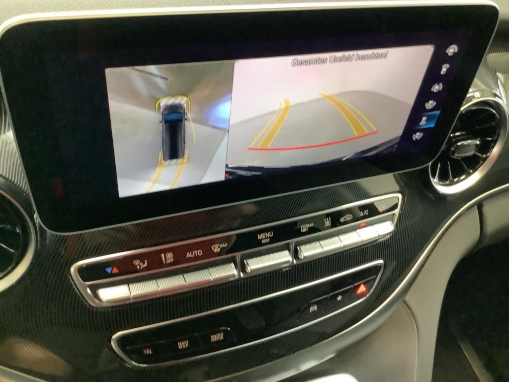 Mercedes-Benz V 300 d Sport - Samsaru's Car Outlet