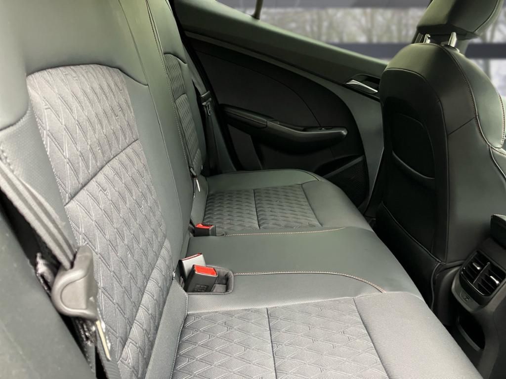 MG3 Hybrid+ Luxury 360 DISTR KAMERA SPUR PDC SHZ