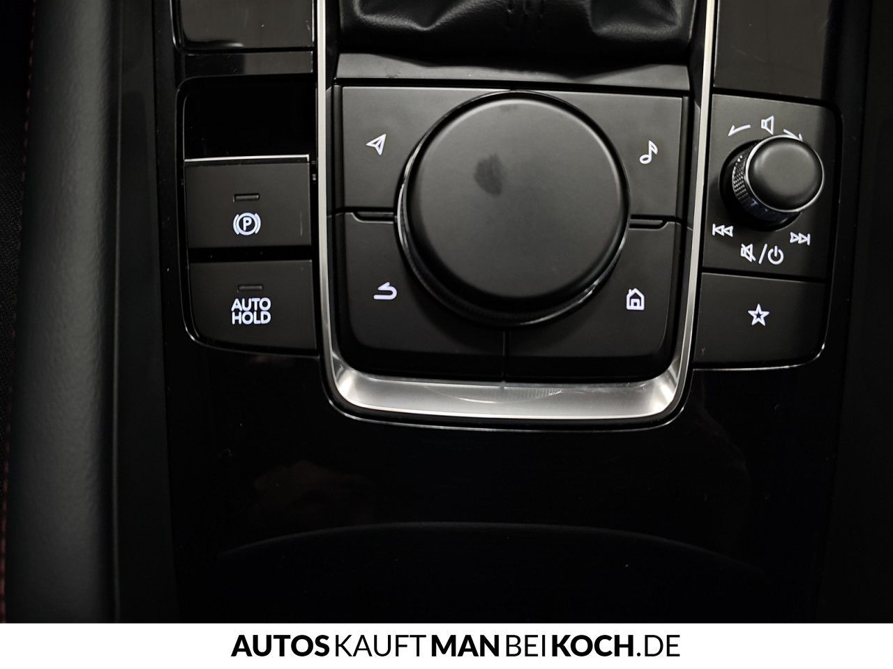 Mazda 3 5HB 2.5L 140ps 6AT FWD Homura ACC HUD Navi LED