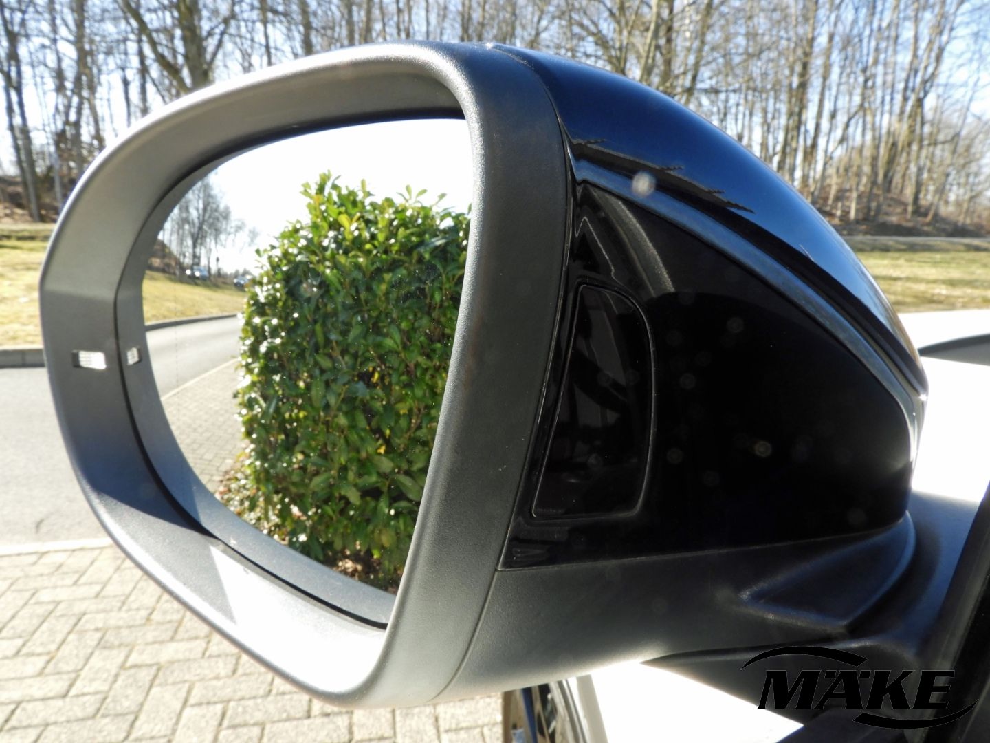 Volkswagen T-Roc Life 1.5 TSI DSG - Samsaru's Car Outlet