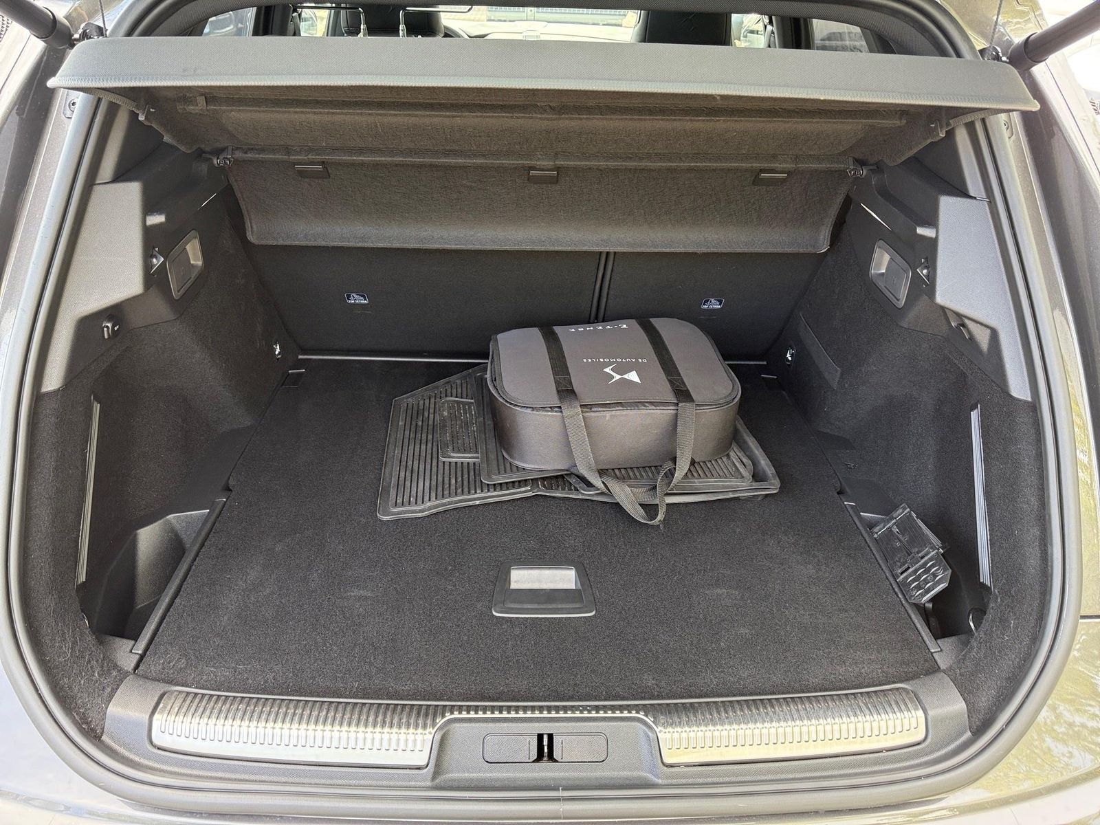 DS Automobiles DS7 CB E- TENSE 4X4 BECHIC,LEASING MÖGLICH,LEDER